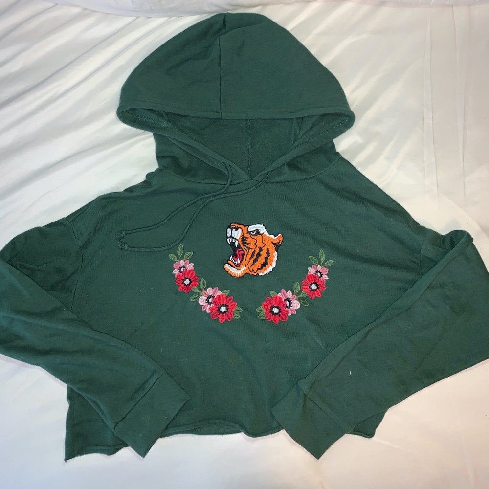 Cropped Tiger Hoodie